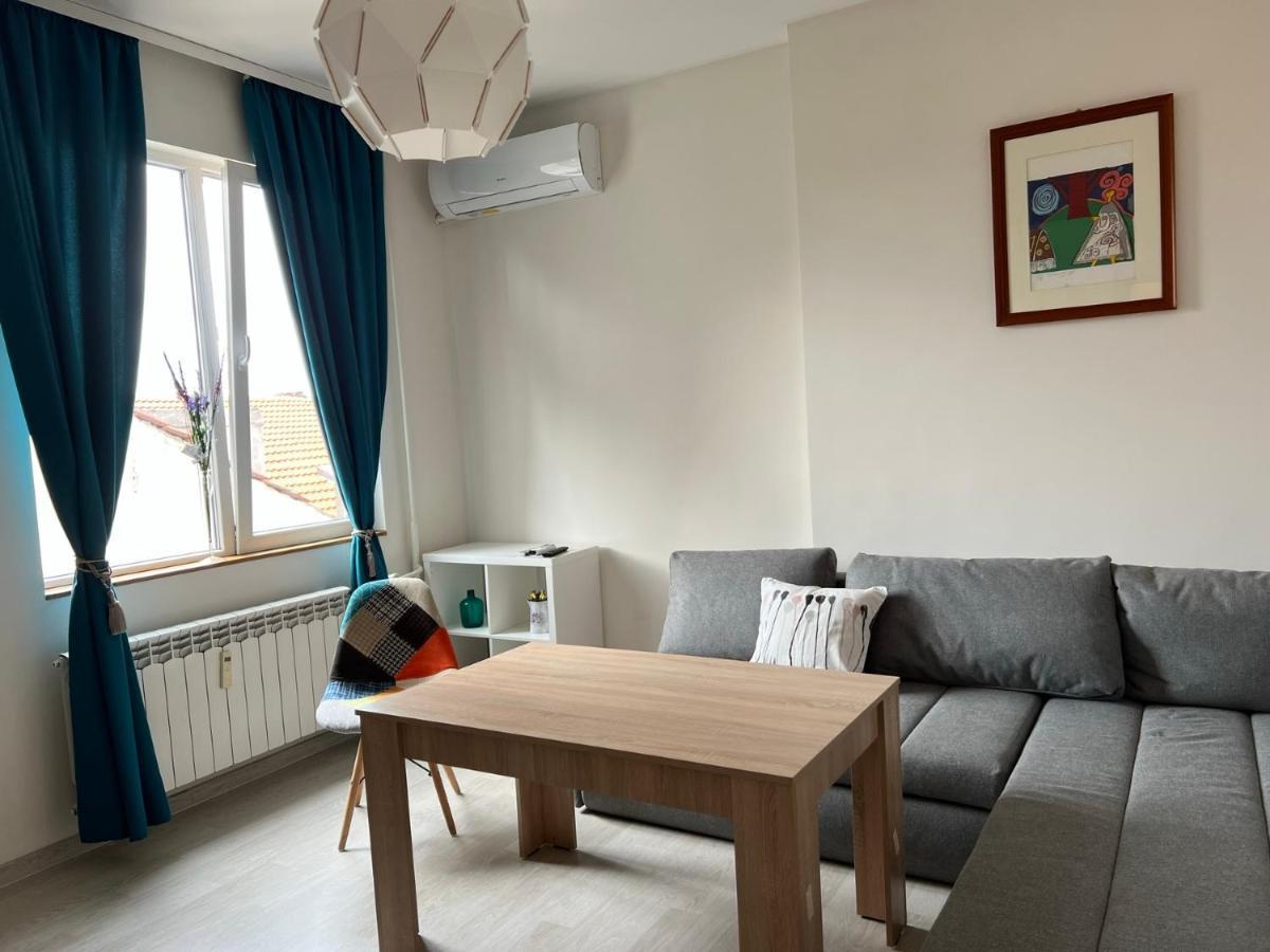 Appartamento Vitosha 60 Sofia Esterno foto